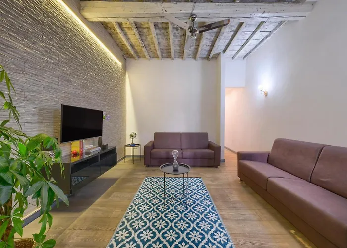 Appartamento Moderno A 2 Minuti Dalla Stazione Con Ac E Wifi